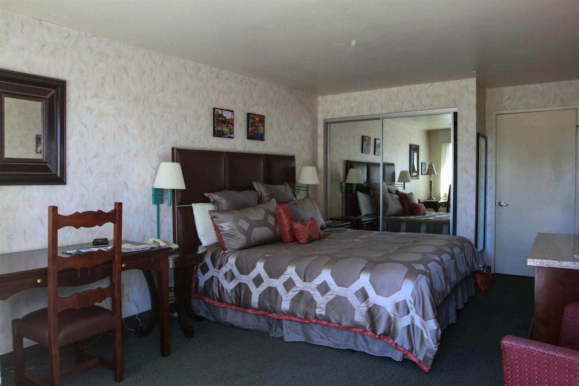 Art Hotel Laguna Beach Esterno foto